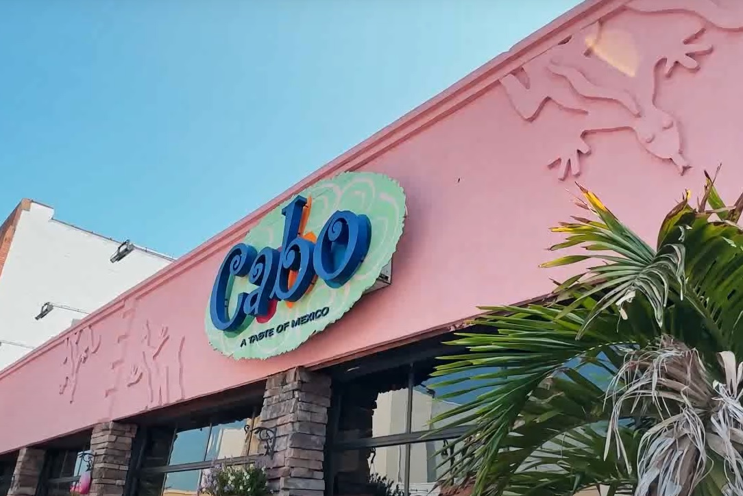 caboo cafe retractable roof